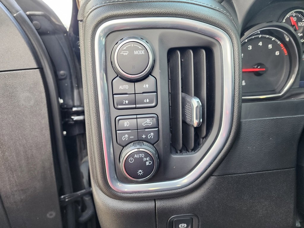 Certified 2022 Chevrolet Silverado 1500 LT Trail Boss w/ Convenience Package II image 38