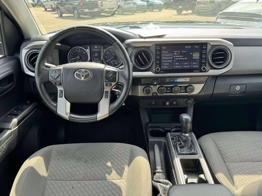 Used 2022 Toyota Tacoma SR5 AWD/4WD image 19