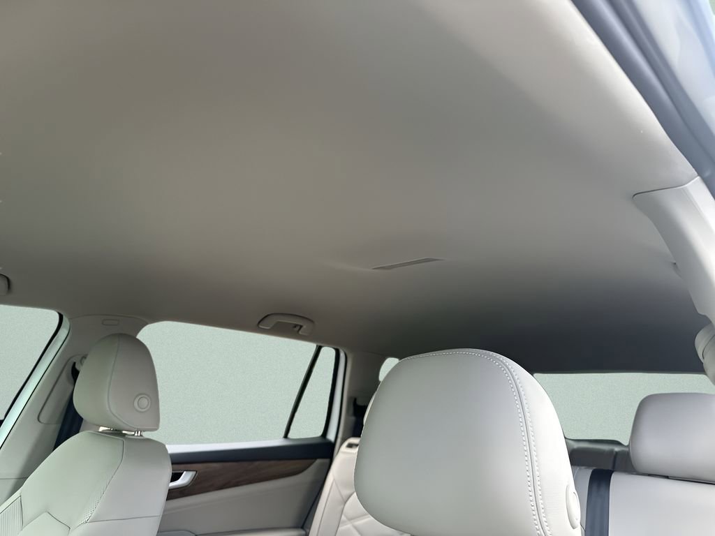 New 2026 Volkswagen Atlas SE image 22