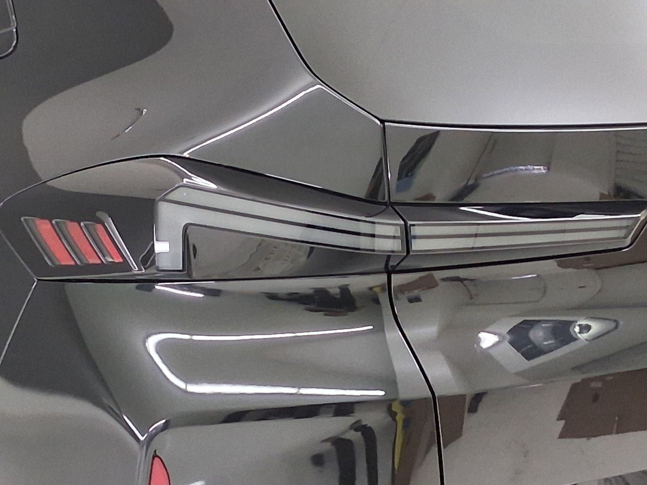 Certified 2023 BMW XM AWD/4WD image 11