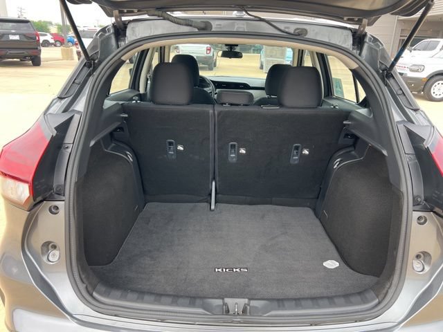 Used 2024 Nissan Kicks SV FWD image 17
