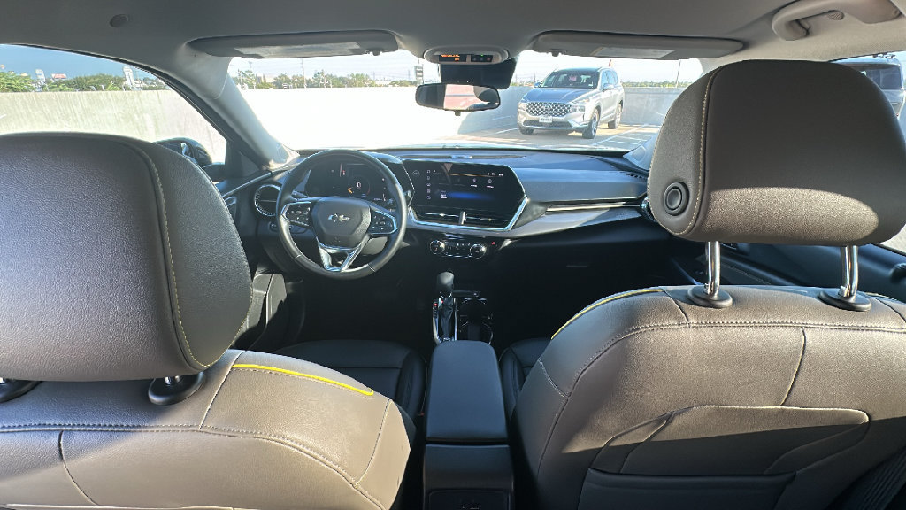 Used 2025 Chevrolet Trax ACTIV w/ Driver Confidence Package FWD image 29