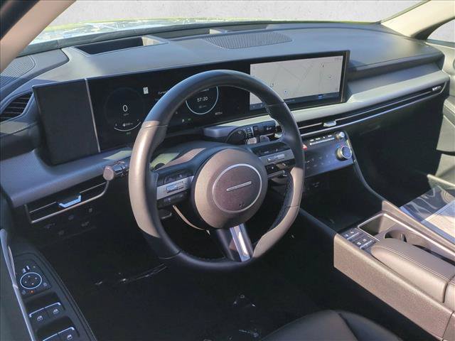Certified 2025 Hyundai Sonata Limited FWD image 9