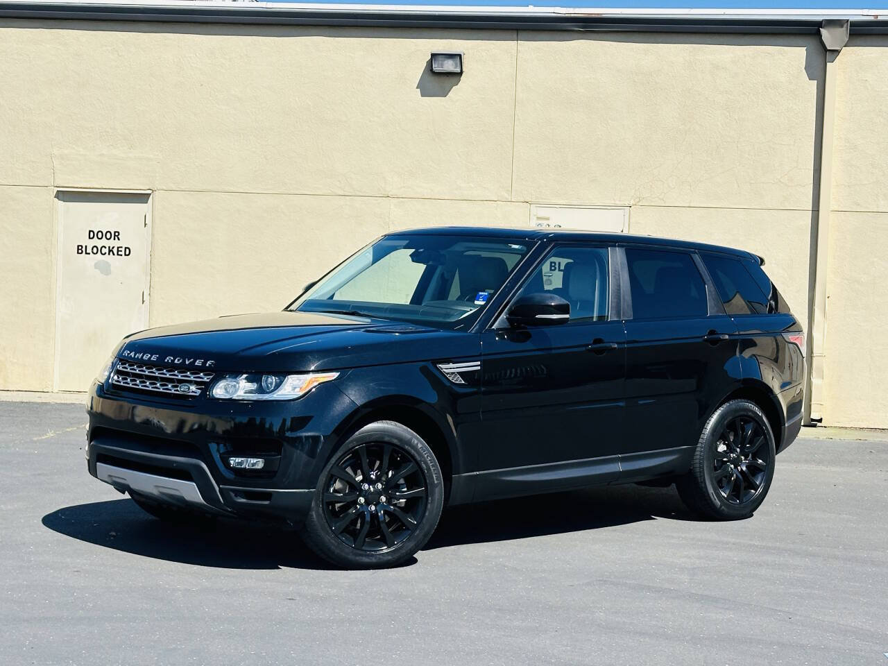 Used 2014 Land Rover Range Rover Sport HSE AWD/4WD image 4