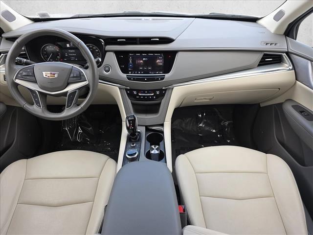 Used 2021 Cadillac XT5 Premium Luxury AWD/4WD image 9