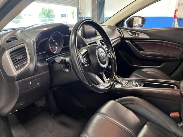 Used 2017 MAZDA MAZDA3 Touring image 22