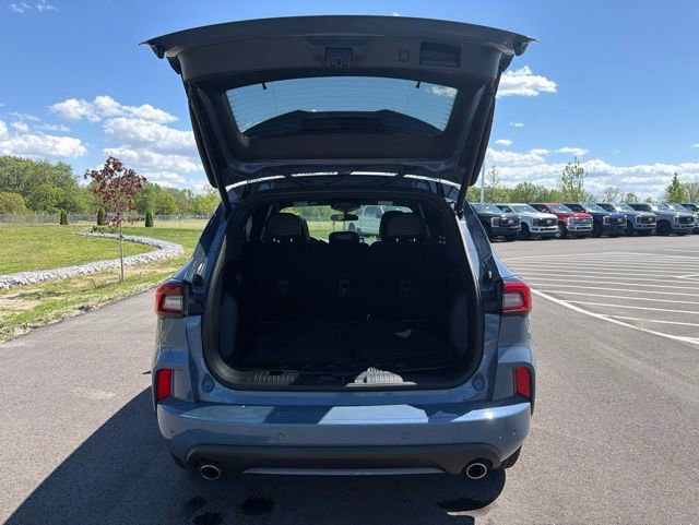 Used 2024 Ford Escape ST-Line w/ Tech Pack #1 FWD image 10