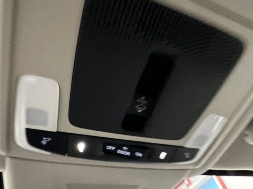 Used 2025 Honda CR-V EX image 20
