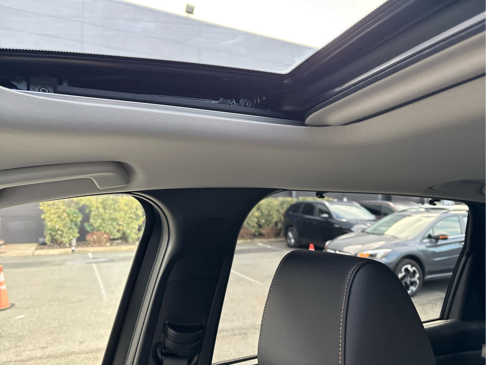 Used 2025 MAZDA CX-90 3.3 Turbo w/ Preferred Package image 14