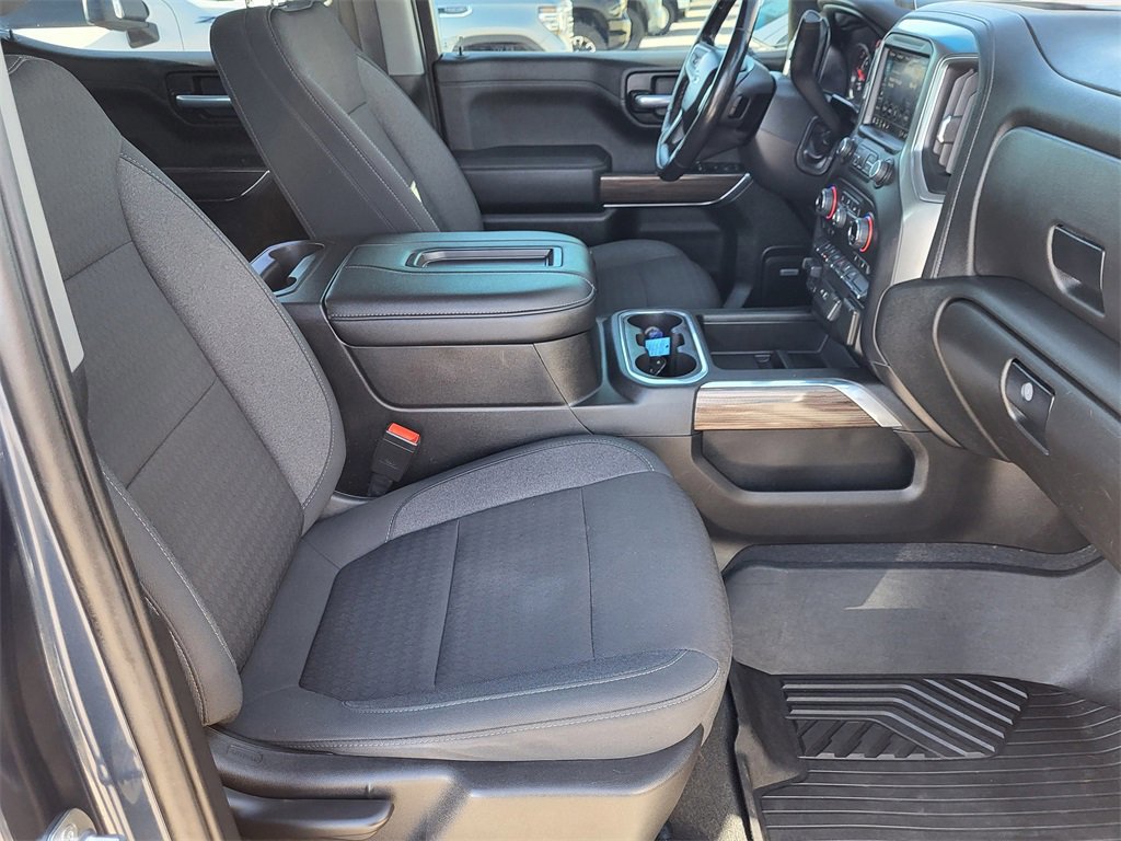 Used 2021 Chevrolet Silverado 1500 LT Trail Boss w/ Convenience Package II image 16