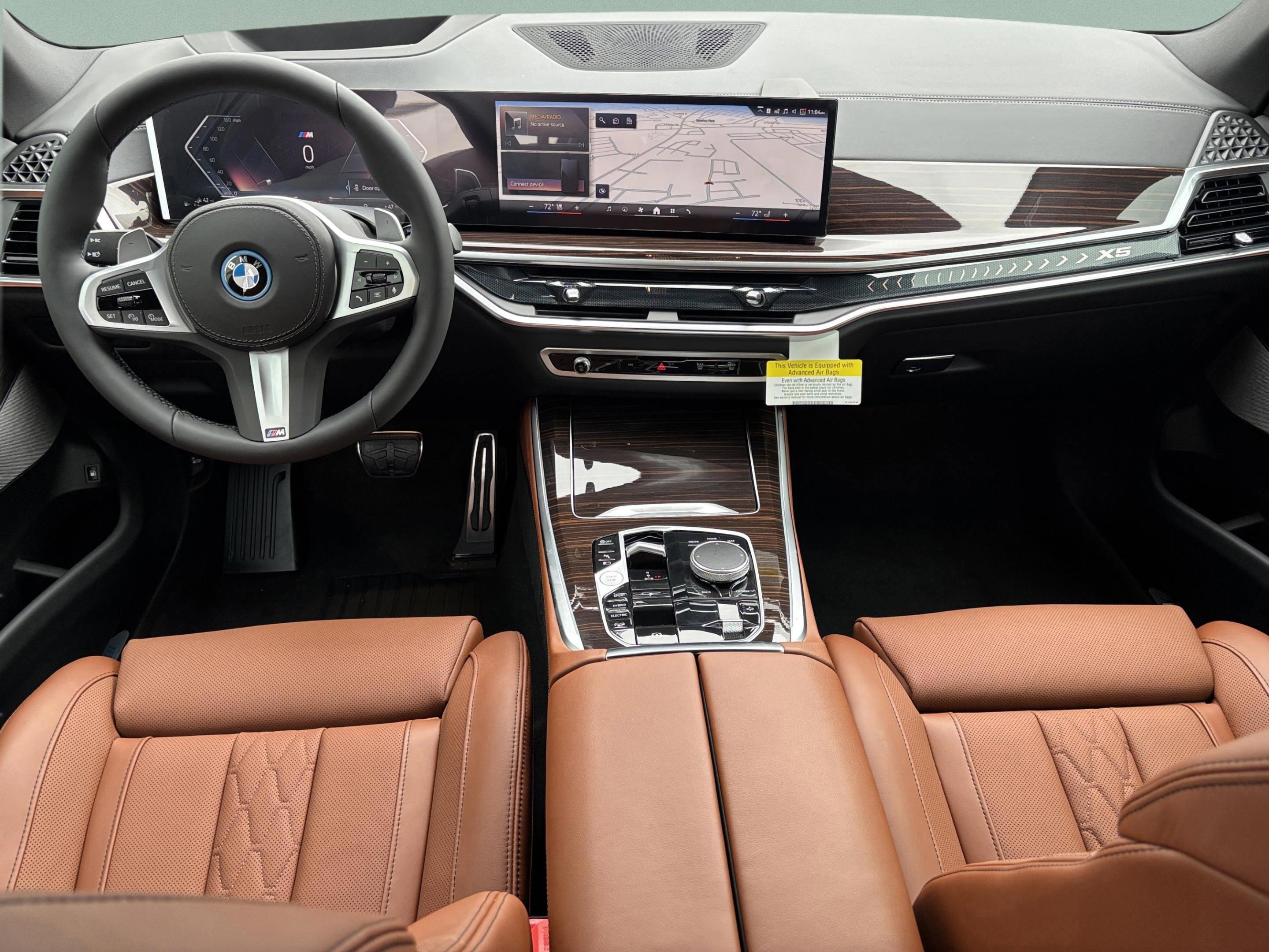 Used 2026 BMW X5 xDrive50e w/ M Sport Package image 27
