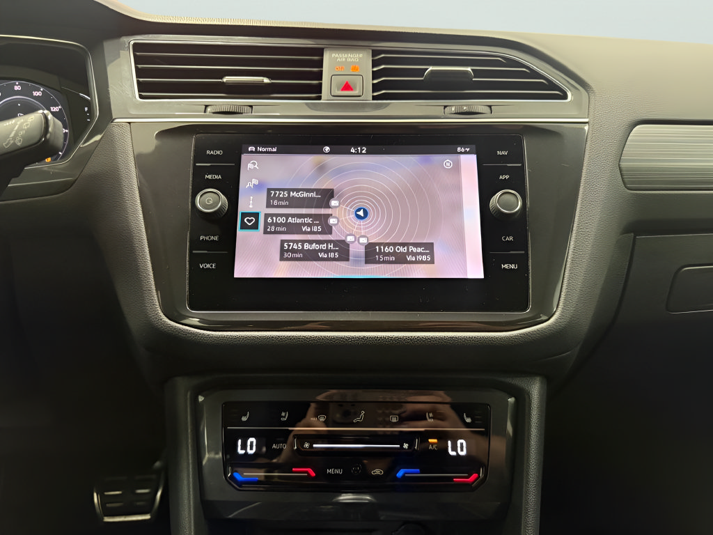 Used 2022 Volkswagen Tiguan SEL R-Line AWD/4WD image 26