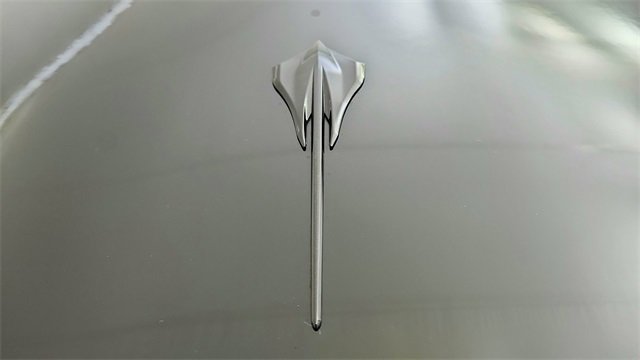 Used 2024 Chevrolet Corvette Stingray w/ Stealth Interior Trim Package image 17