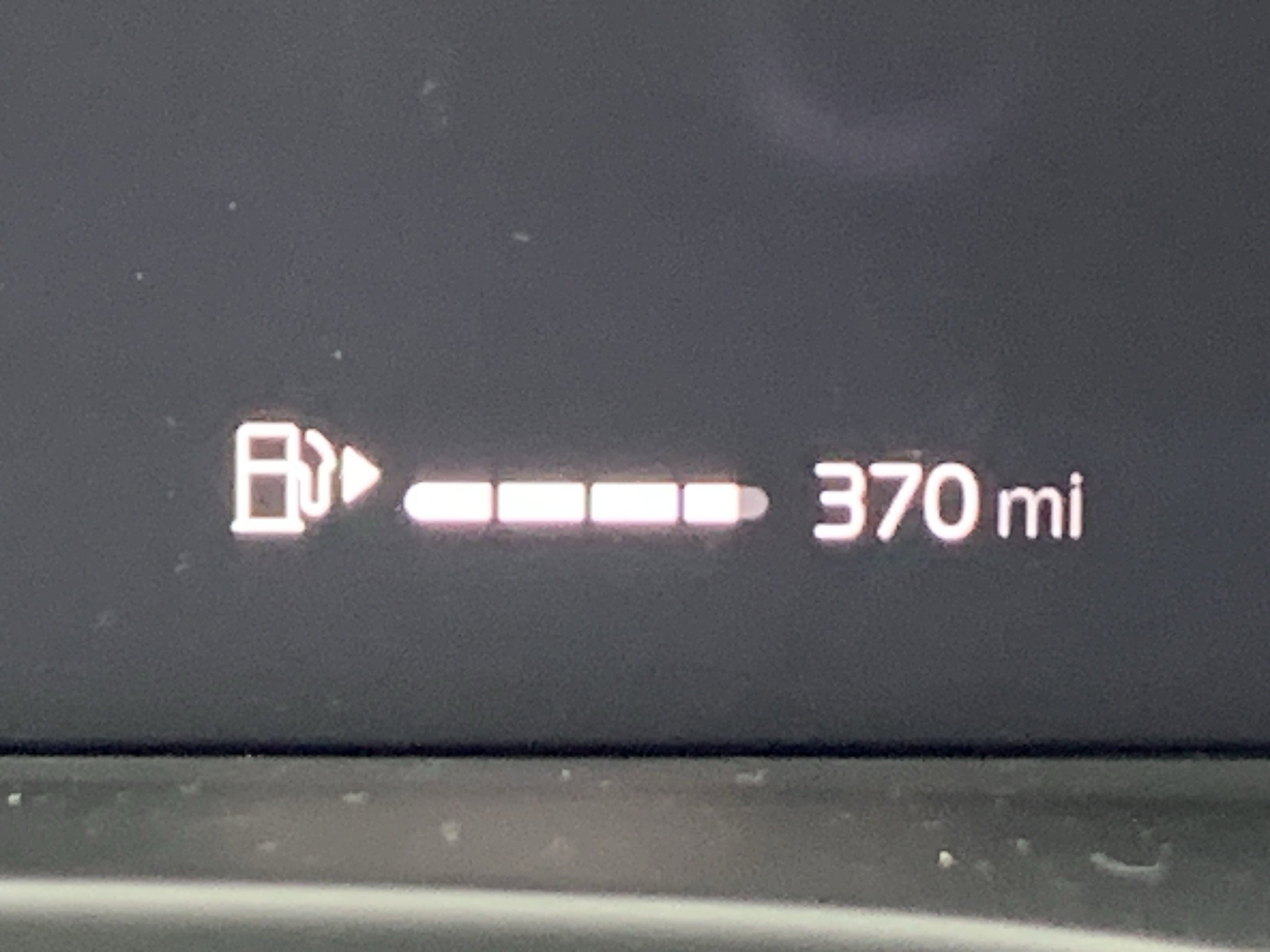 Used 2025 Volvo XC40 B5 Core image 22