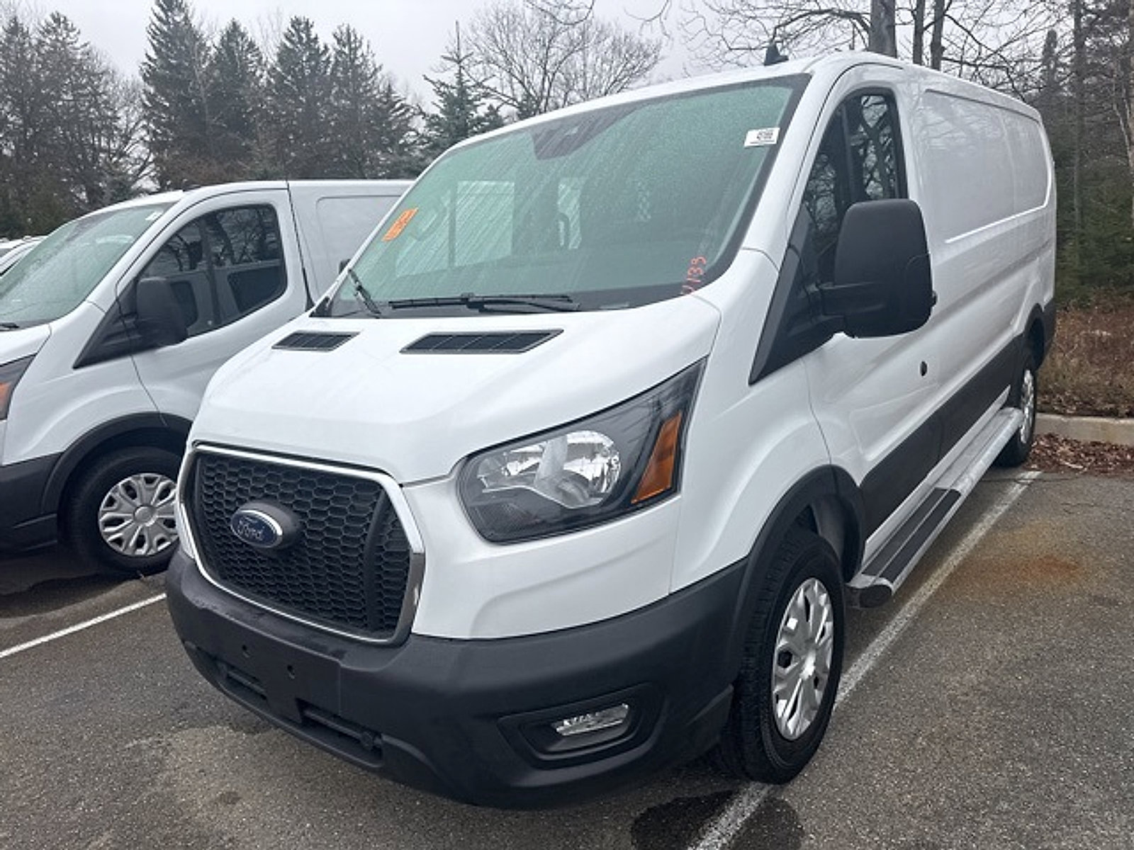 Used 2024 Ford Transit 250 w/ Exterior Upgrade Package image 5