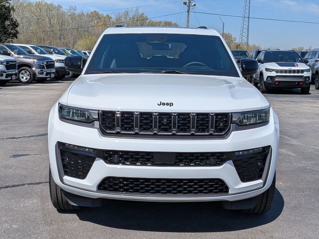 New 2026 Jeep Grand Cherokee Limited AWD/4WD image 3