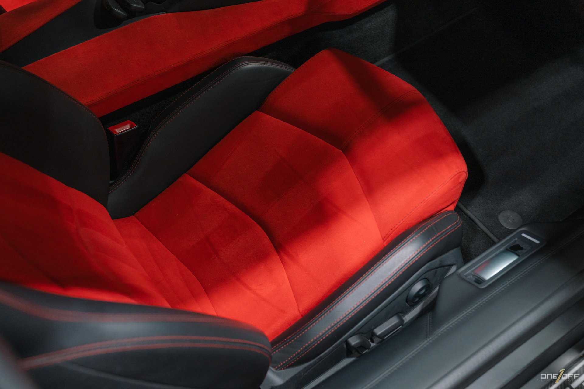 Used 2015 Lamborghini Aventador LP 700-4 image 24