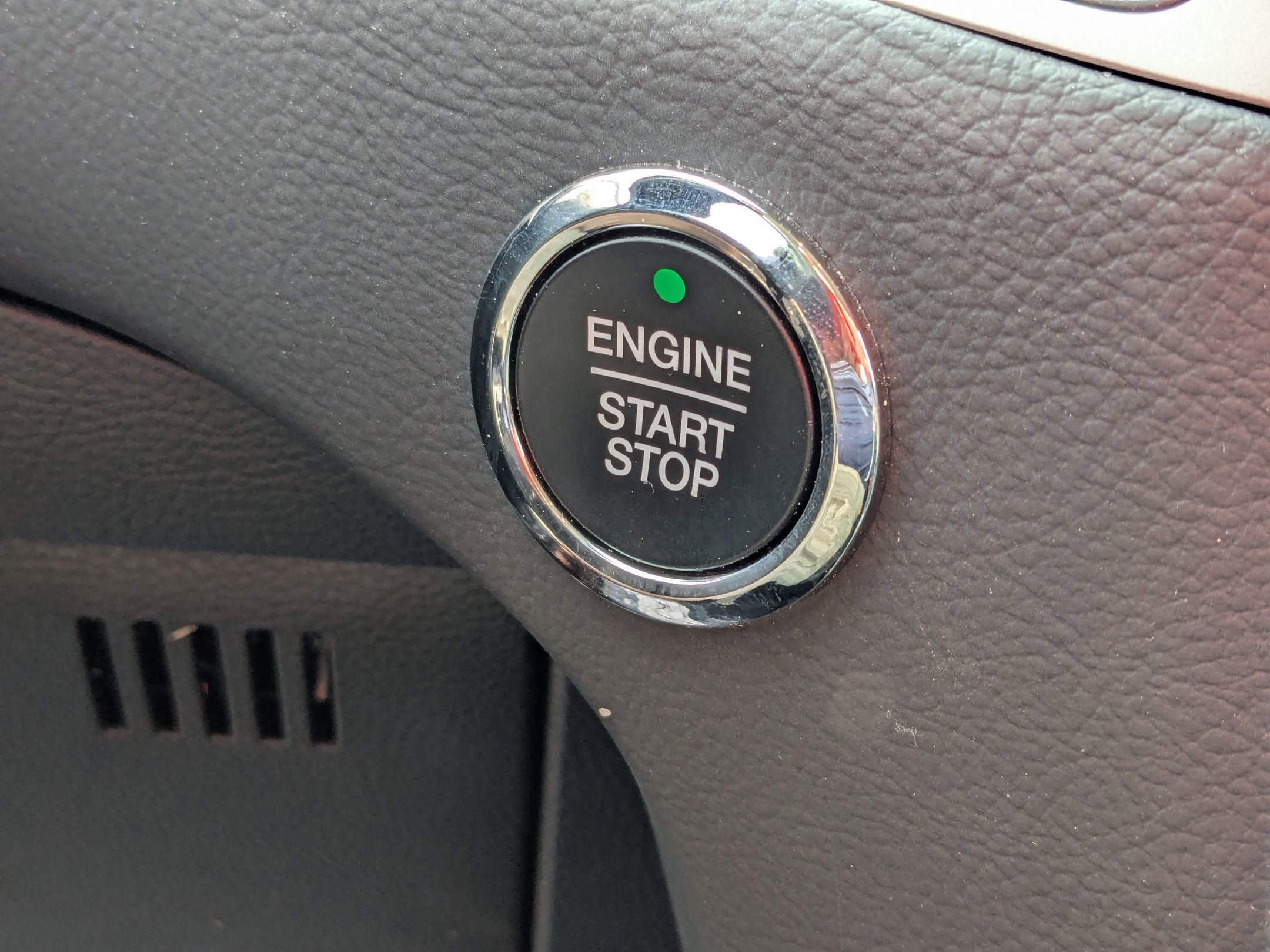 Used 2024 Ford Edge SEL w/ Convenience Package image 21