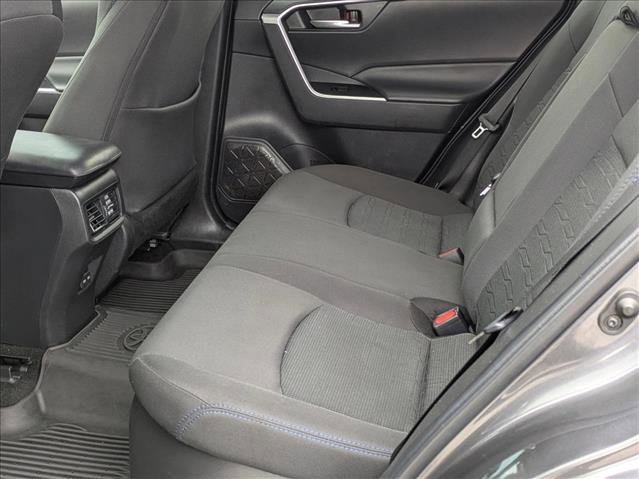Used 2023 Toyota RAV4 SE image 15