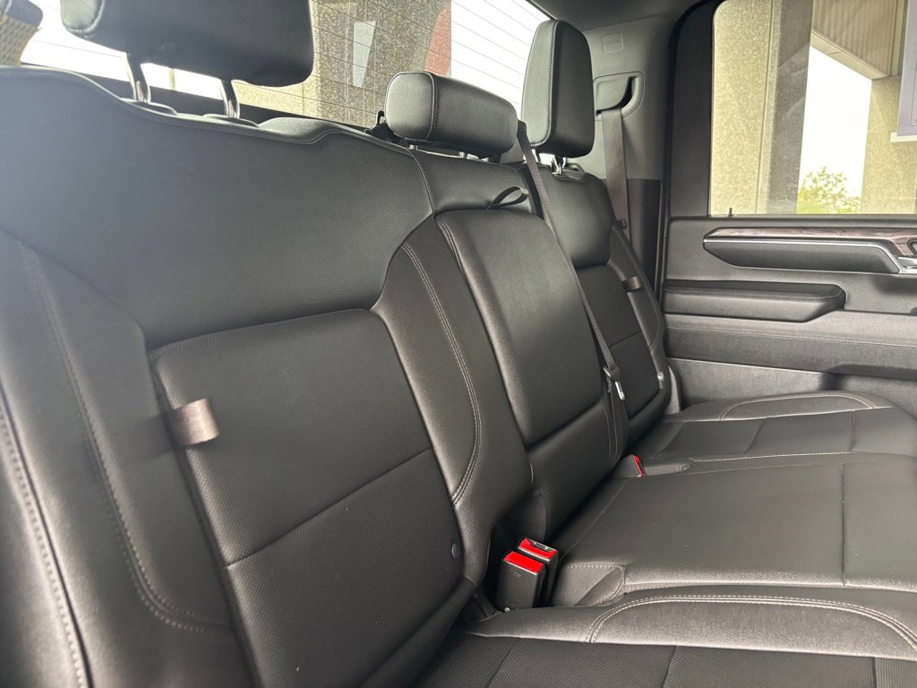 Used 2024 Chevrolet Silverado 2500 LTZ AWD/4WD image 35