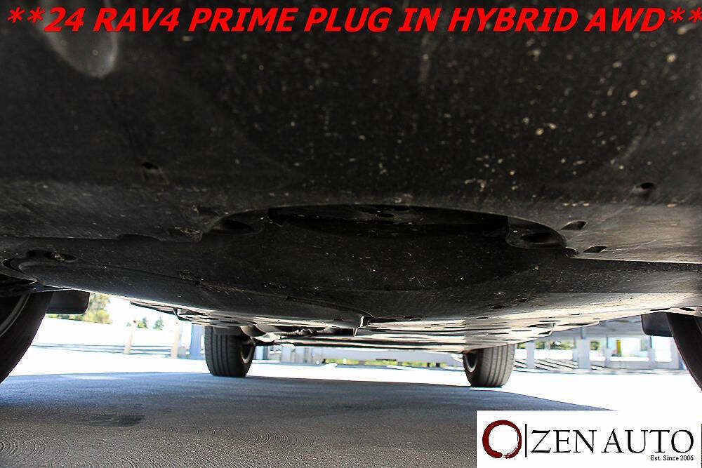 Used 2024 Toyota RAV4 SE w/ Weather & Moonroof Package AWD/4WD image 58