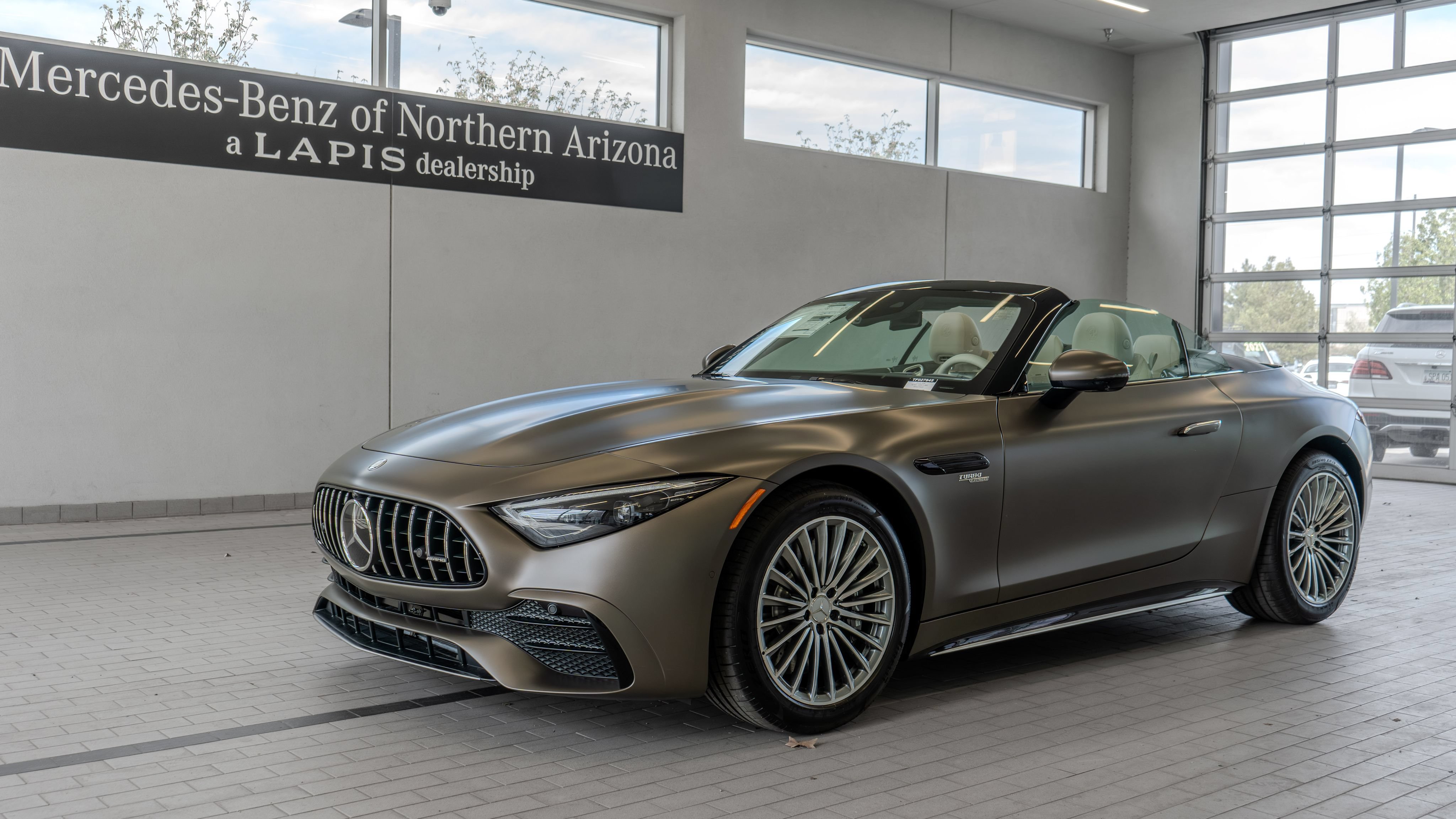 New 2026 Mercedes-Benz SL 43 AMG image 3