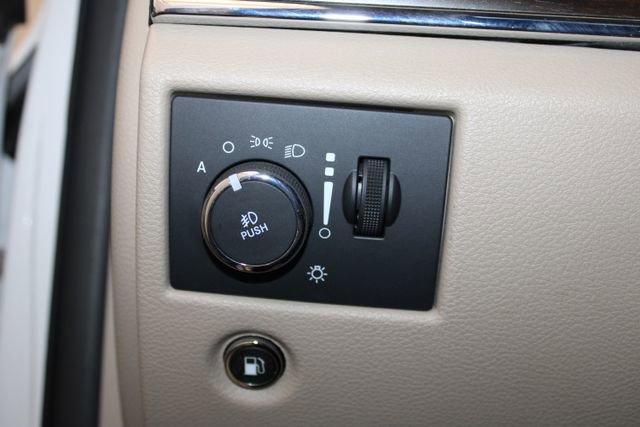 Used 2014 Jeep Grand Cherokee Limited AWD/4WD image 26