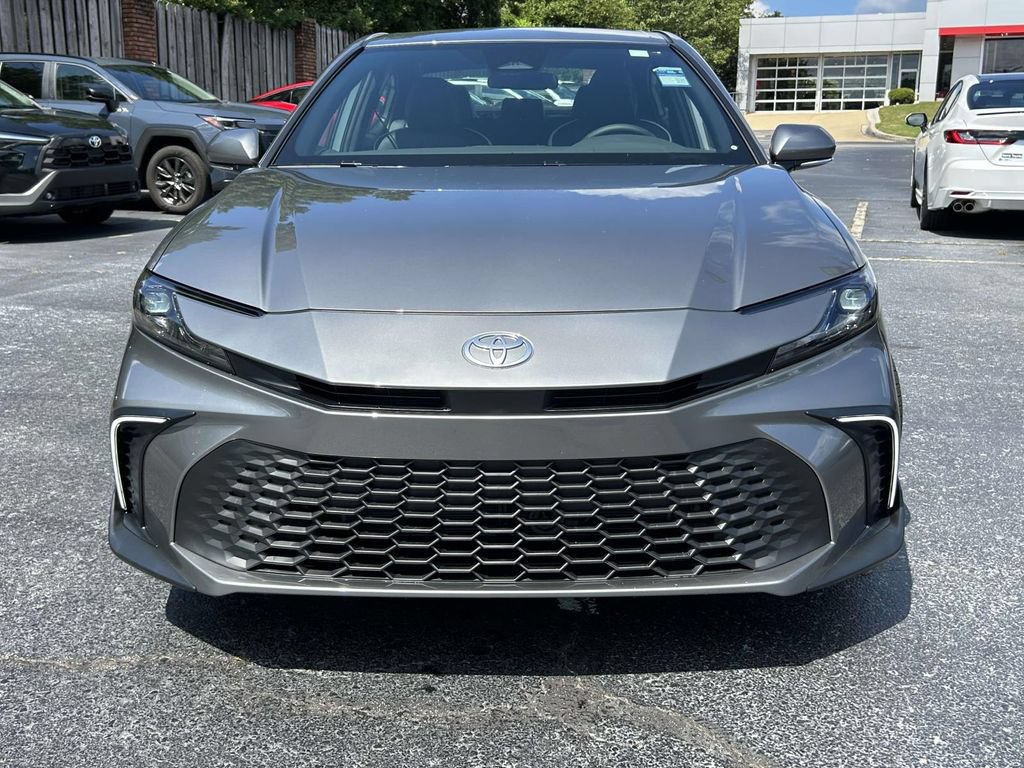 Used 2026 Toyota Camry SE FWD image 8