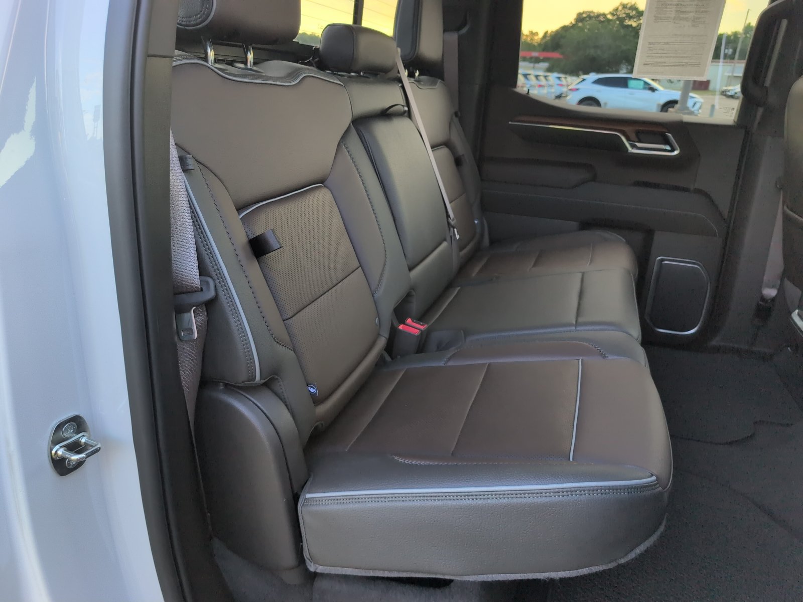 Used 2023 GMC Sierra 1500 Denali w/ Denali Reserve Package AWD/4WD image 14
