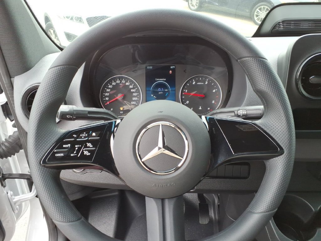 New 2026 Mercedes-Benz Sprinter 2500 image 19