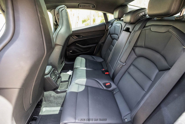 Used 2023 Porsche Taycan RWD image 32