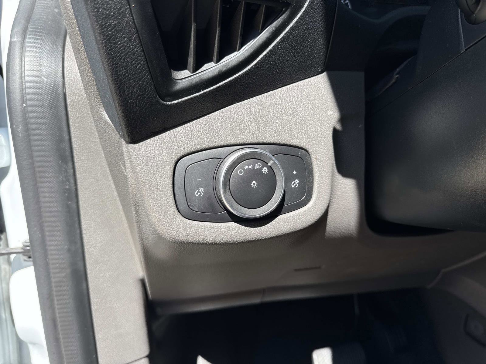 Used 2023 Ford Transit Connect XL FWD image 20