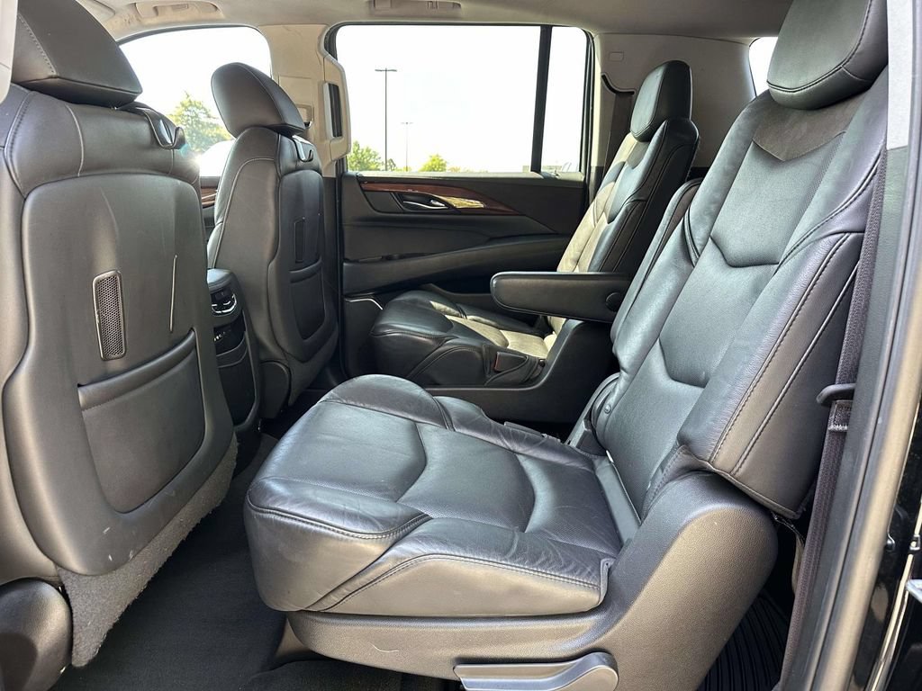 Used 2016 Cadillac Escalade ESV Premium AWD/4WD image 9