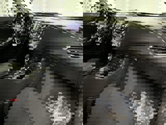 Used 2024 Chevrolet Malibu LT image 28