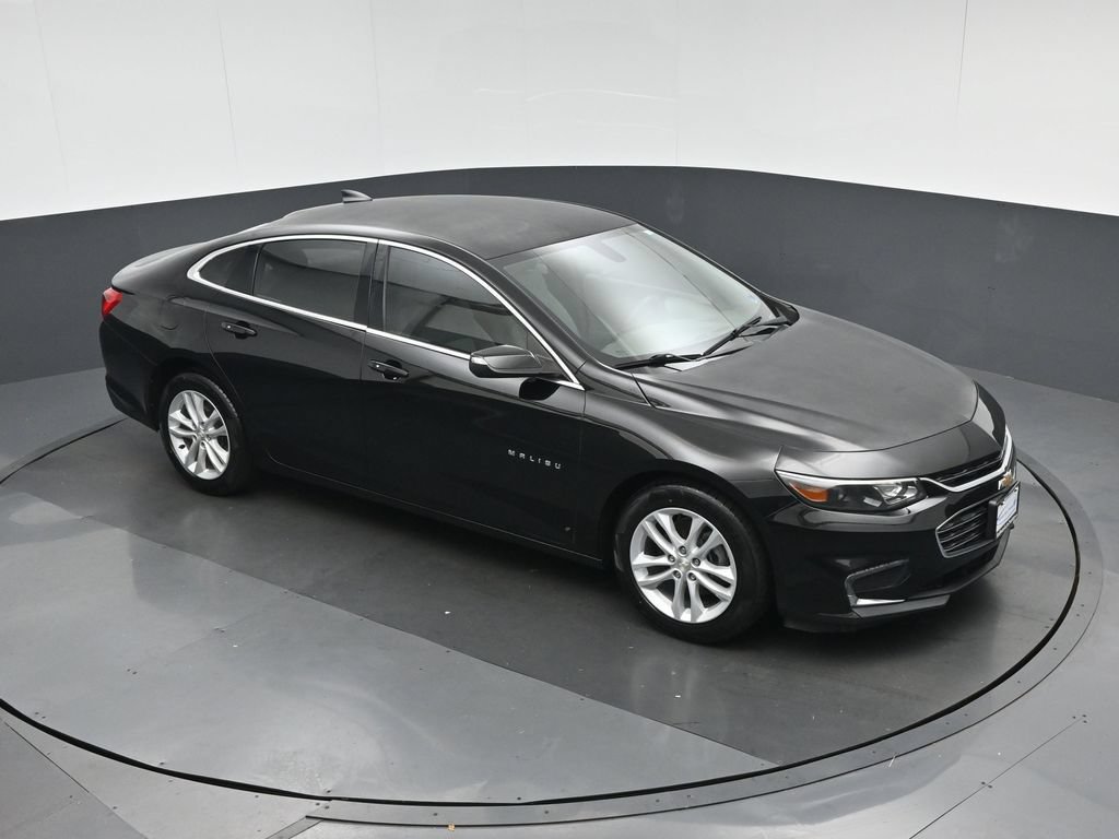 Used 2017 Chevrolet Malibu LT FWD image 54