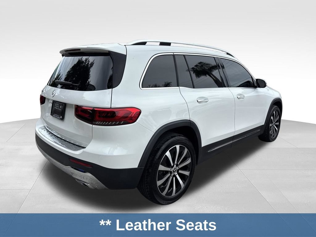 Used 2022 Mercedes-Benz GLB 250 w/ Premium Package Lite image 5