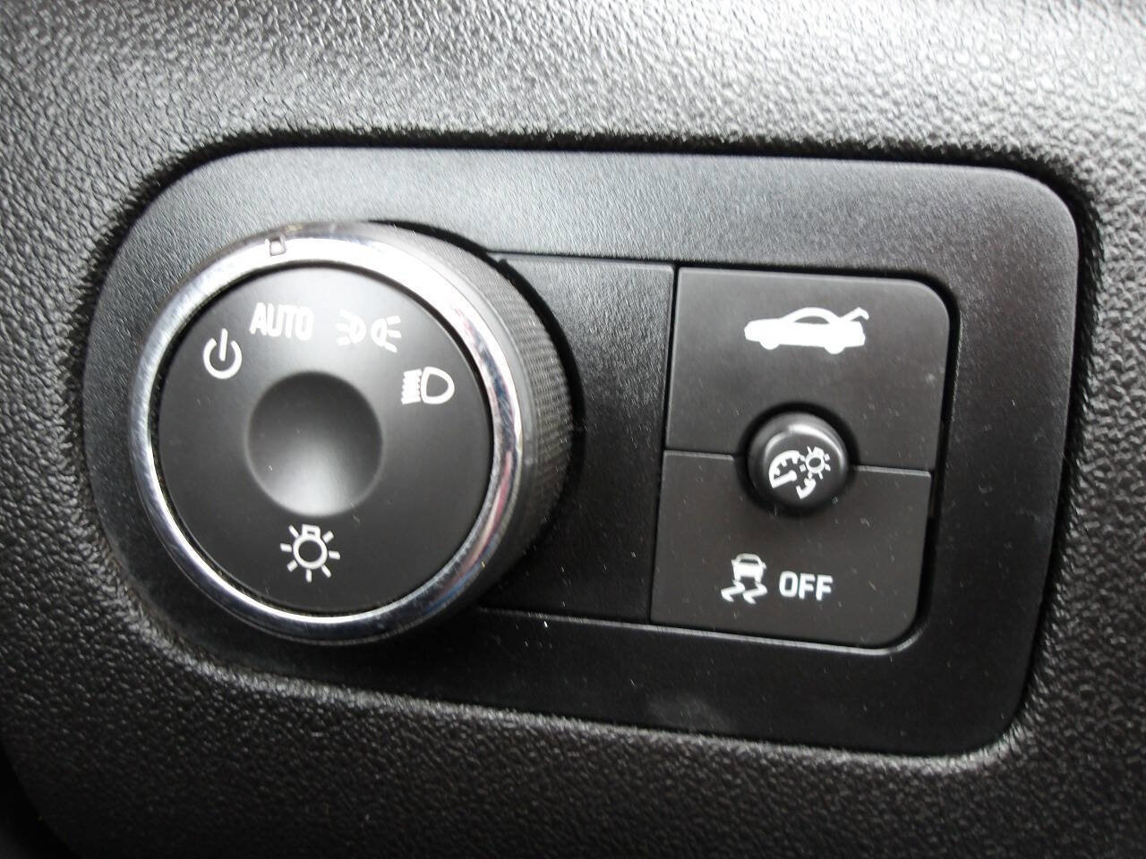 Used 2014 Chevrolet Impala Limited LS image 18