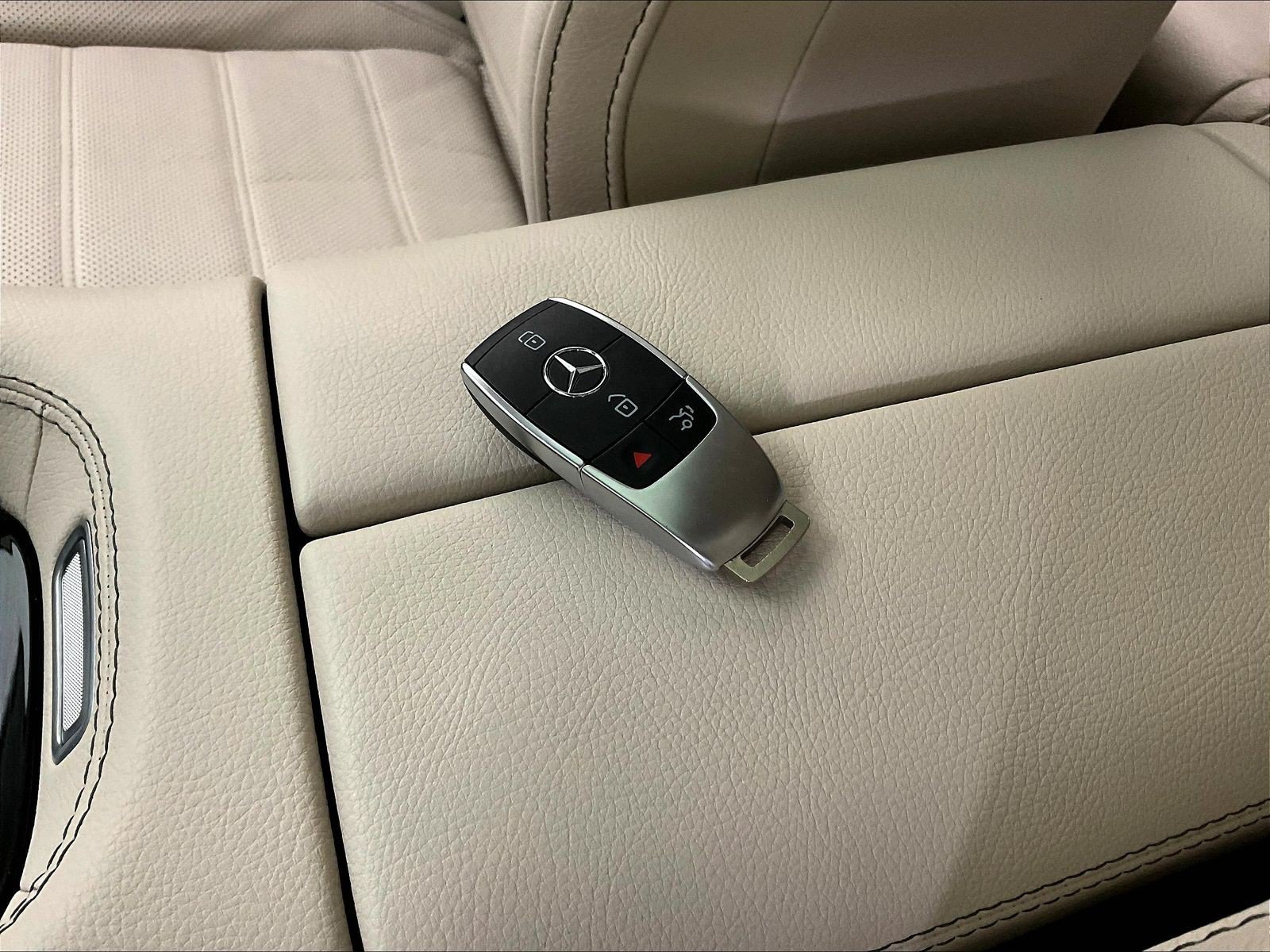 Certified 2020 Mercedes-Benz GLE 580 4MATIC image 36