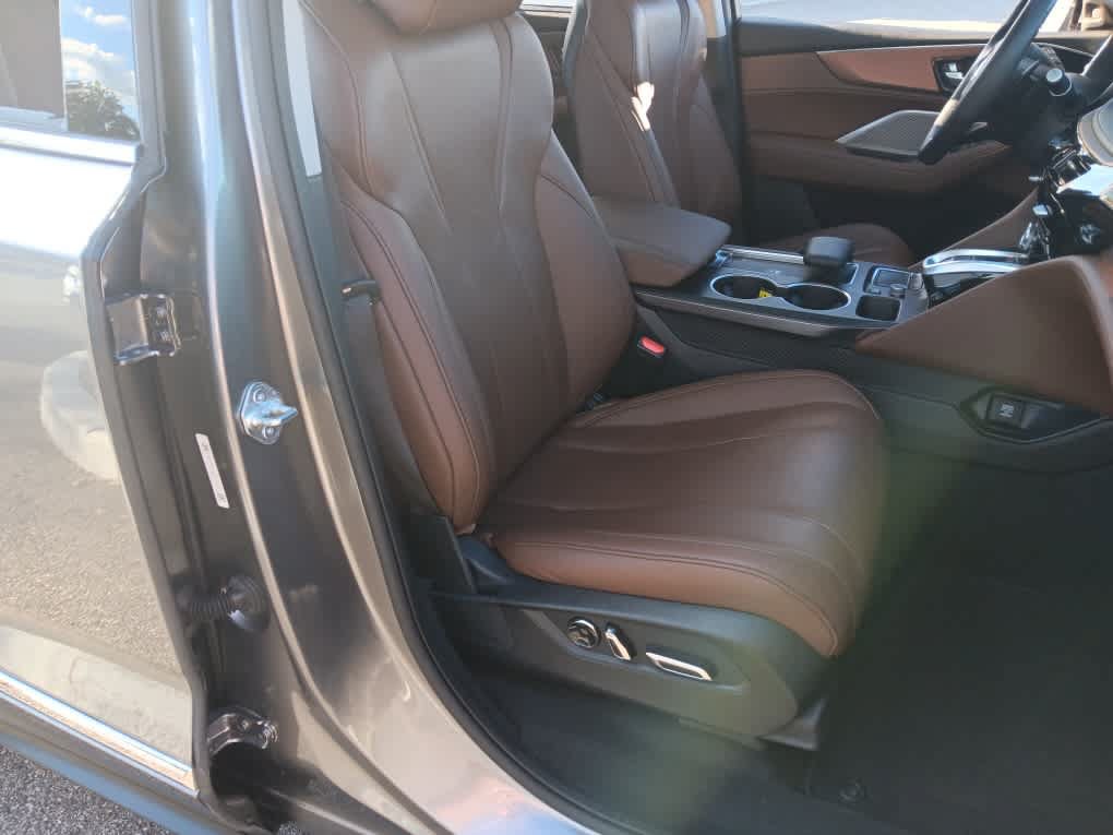 Used 2023 Acura MDX w/ Technology Package AWD/4WD image 11