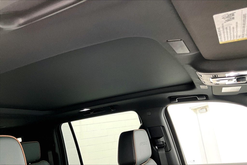 New 2027 GMC Yukon XL AT4 w/ AT4 Premium Plus Package AWD/4WD image 23