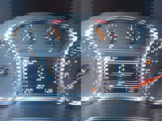 Used 2019 GMC Acadia SLT w/ Black Edition image 22