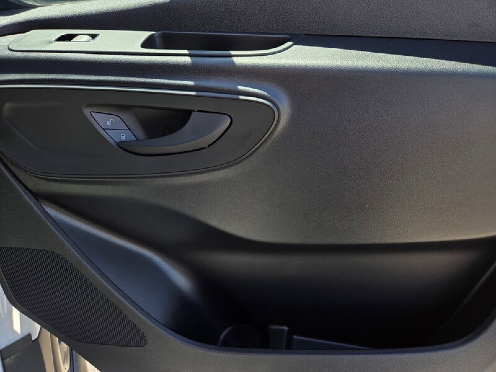 New 2025 Mercedes-Benz Sprinter 2500 image 19