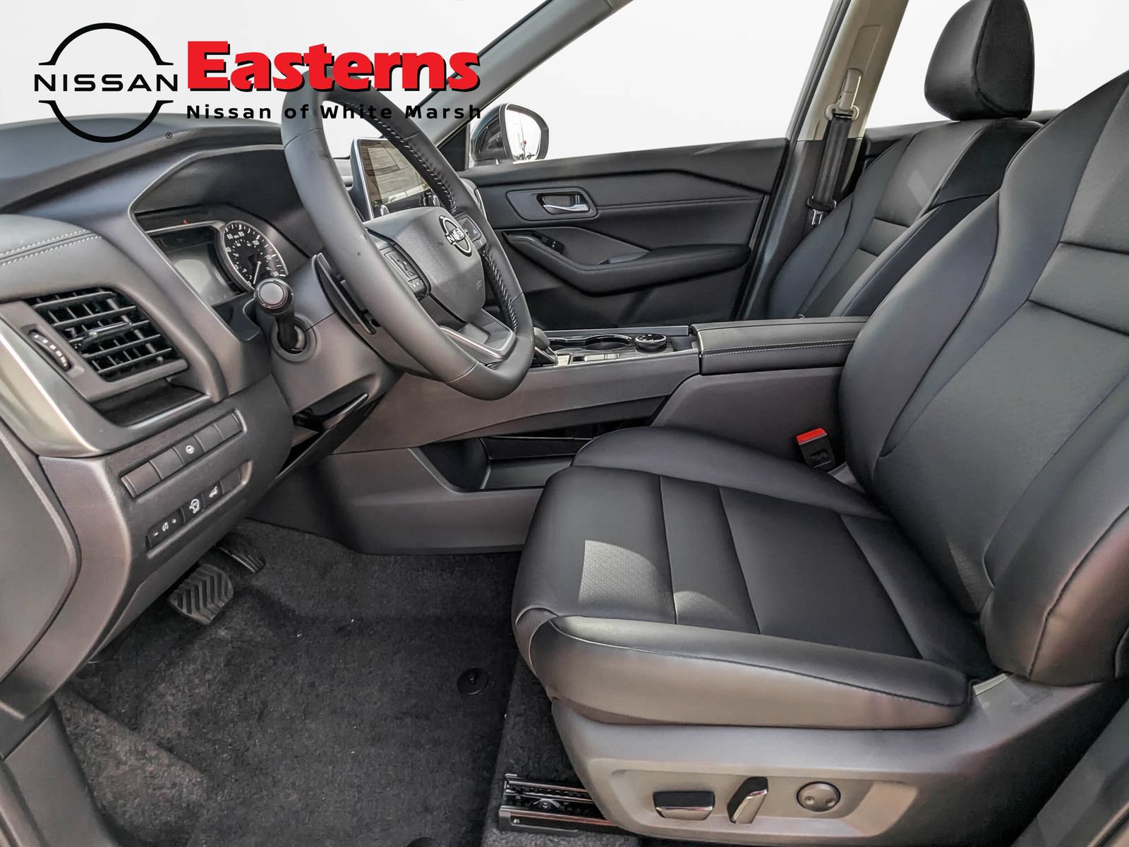 New 2026 Nissan Rogue Dark Armor AWD/4WD image 15