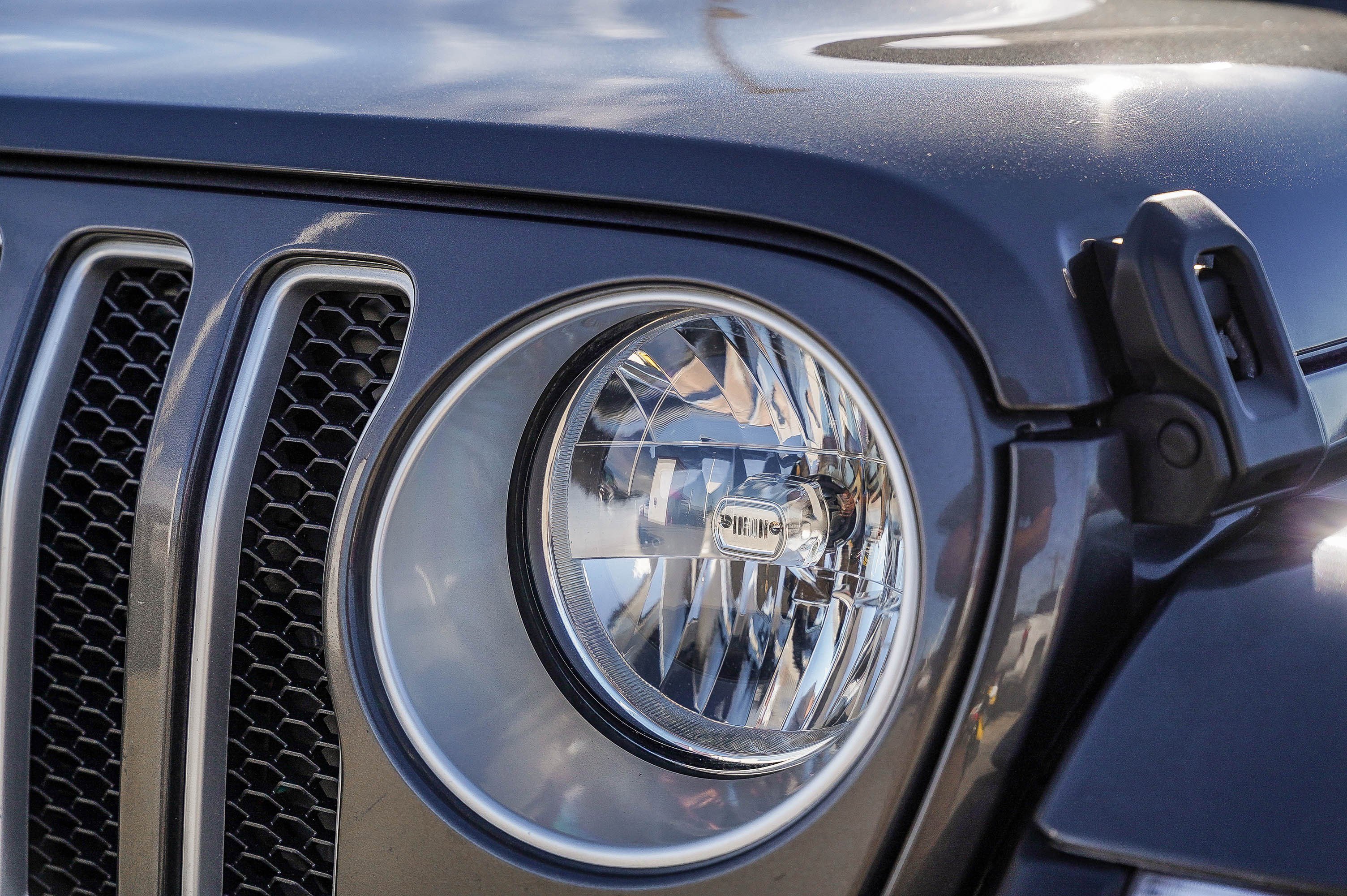 Used 2020 Jeep Wrangler Unlimited Sahara image 5