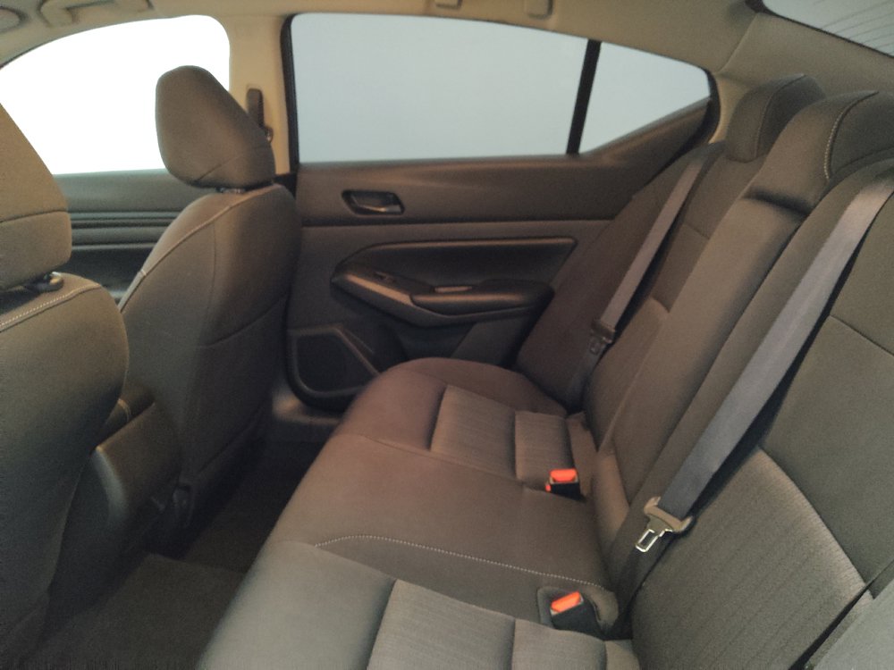 Used 2025 Nissan Altima 2.5 S FWD image 18