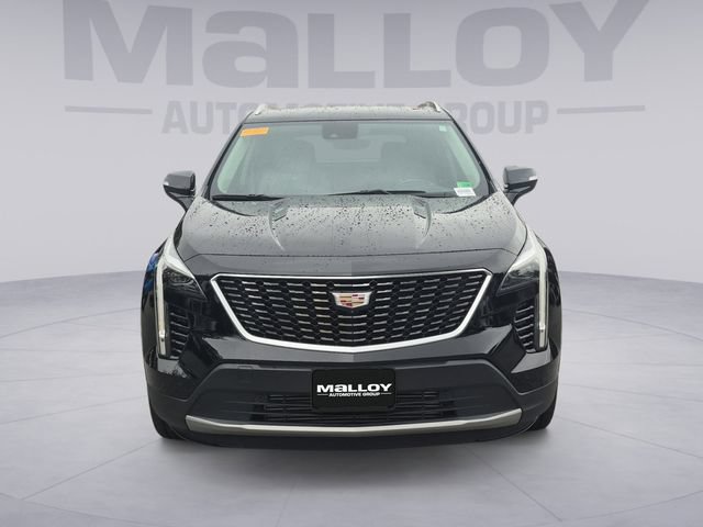 Used 2023 Cadillac XT4 Premium Luxury w/ Technology Package AWD/4WD image 8
