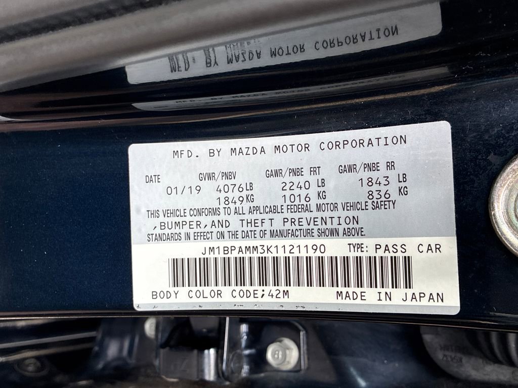 Used 2019 MAZDA MAZDA3 Hatchback w/ Preferred Package FWD image 31