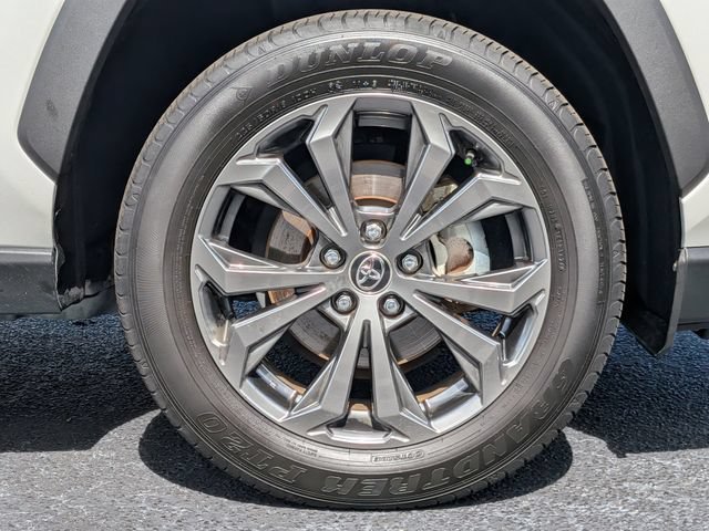 Used 2025 Toyota RAV4 XLE Premium AWD/4WD image 11