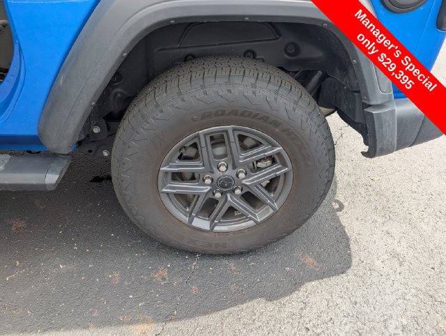 Used 2025 Jeep Wrangler Sport AWD/4WD image 20