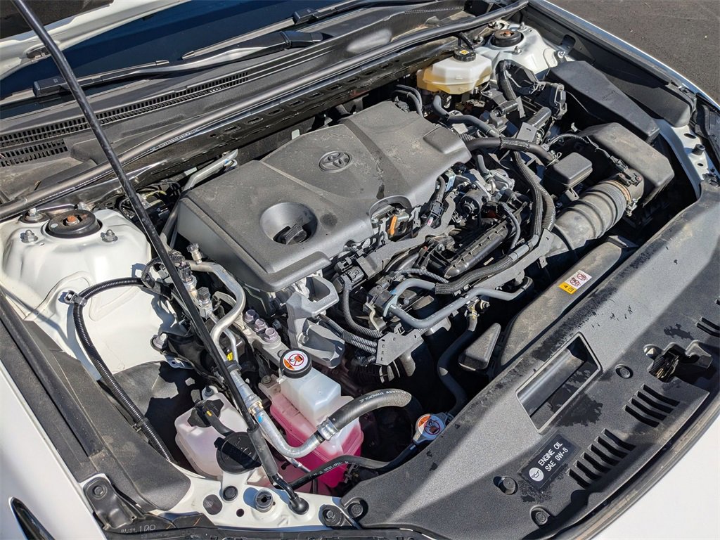 Used 2025 Toyota Camry SE image 36
